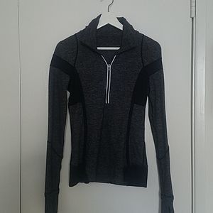 Lululemon half zip pull over